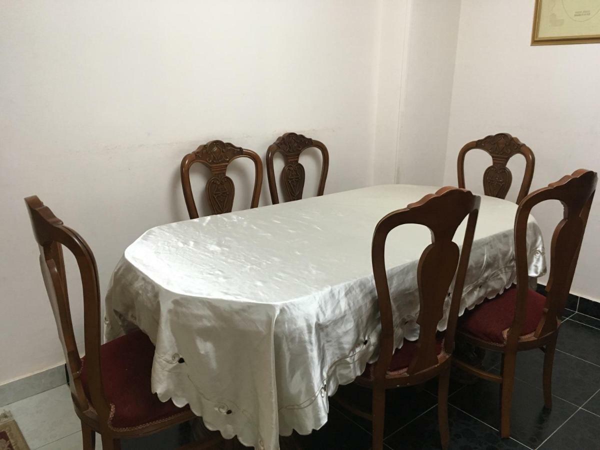 Two-Bedroom Apartment At Al Rehab Kair Zewnętrze zdjęcie